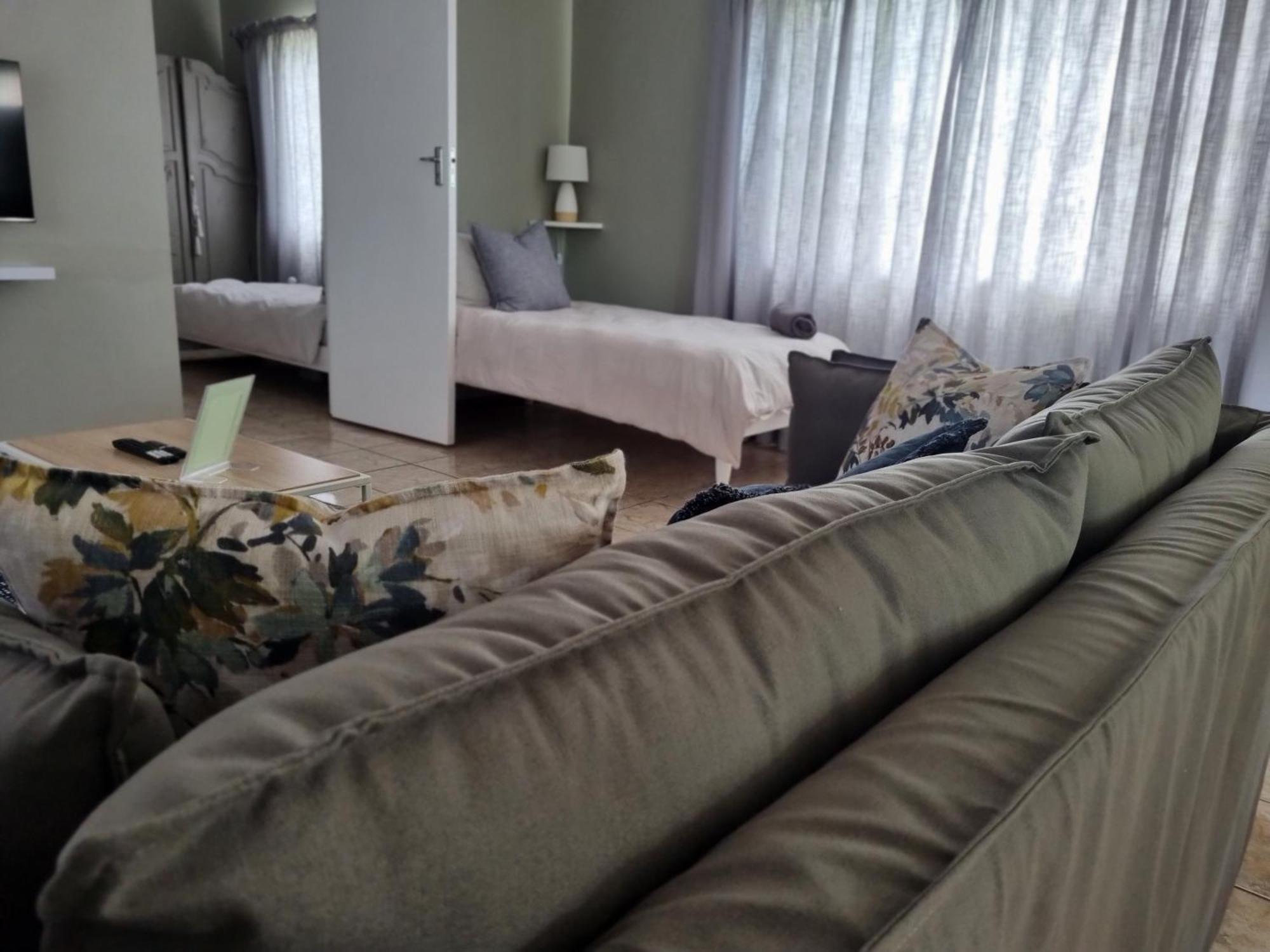 Summerville Place Addo Bagian luar foto